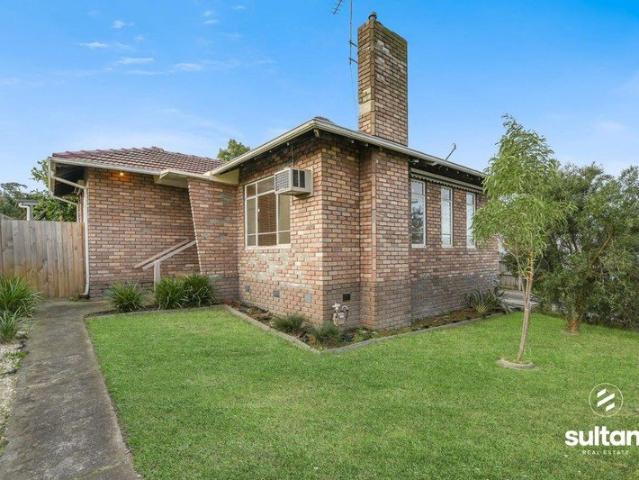 Comfortable Family Living in a Convenient Doveton Location