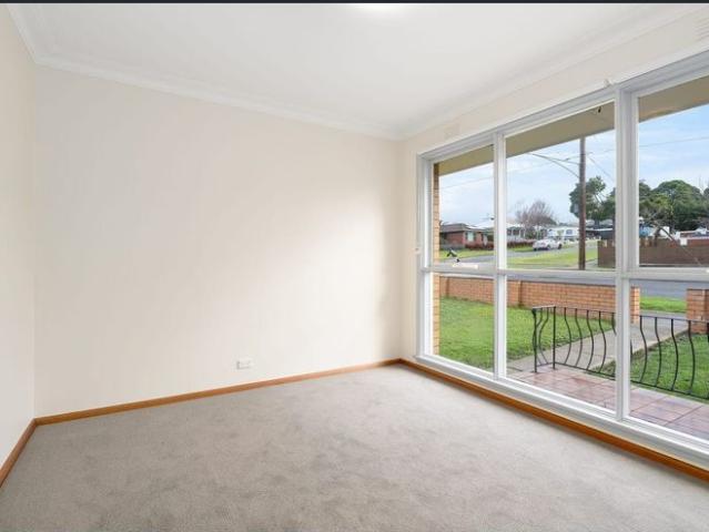 Comfortable Family Living in a Convenient Location