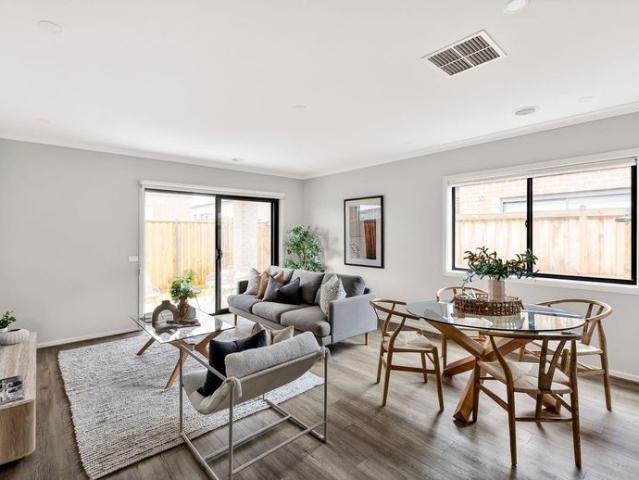 Comfortable Family Living in a Convenient Location