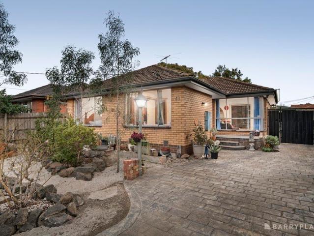 Comfortable Family Living in a Convenient Location