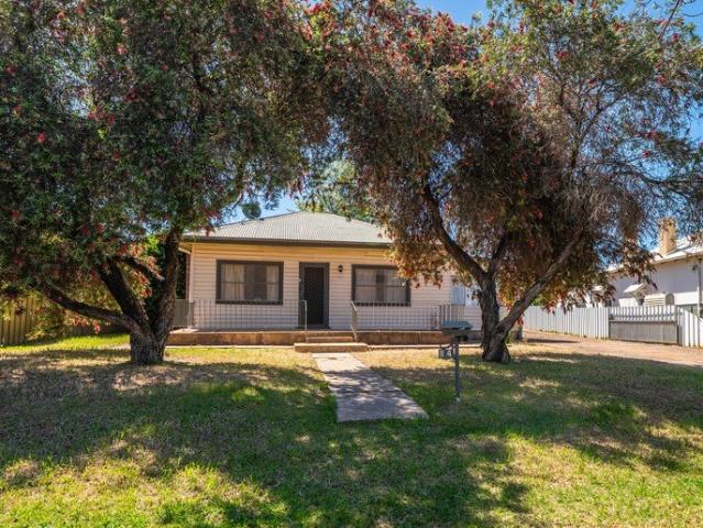 Comfortable Family Living in a Convenient Location