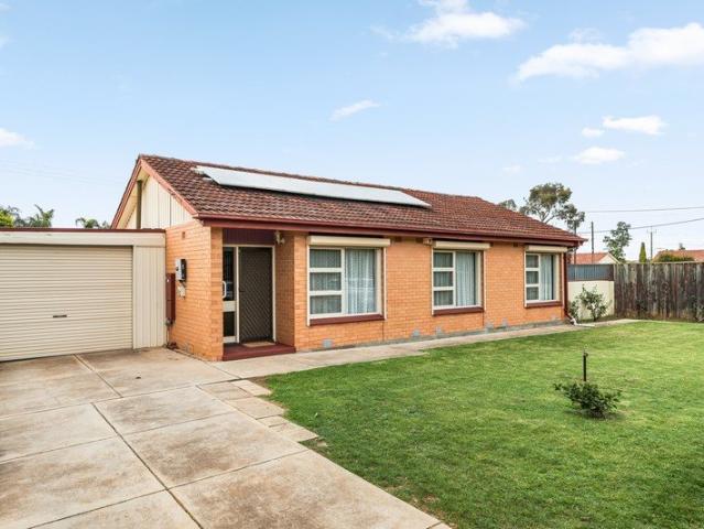 Comfortable Family Living in a Convenient Location