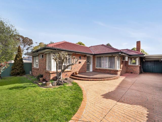 Comfortable Family Living in a Convenient Location
