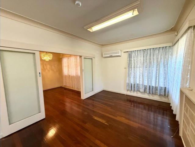 Comfortable Family Living in a Convenient Location
