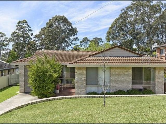 Comfortable Family Living in a Convenient Mollymook Location