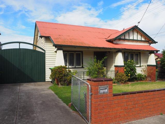 Comfortable Family Living in a Convenient Preston Location