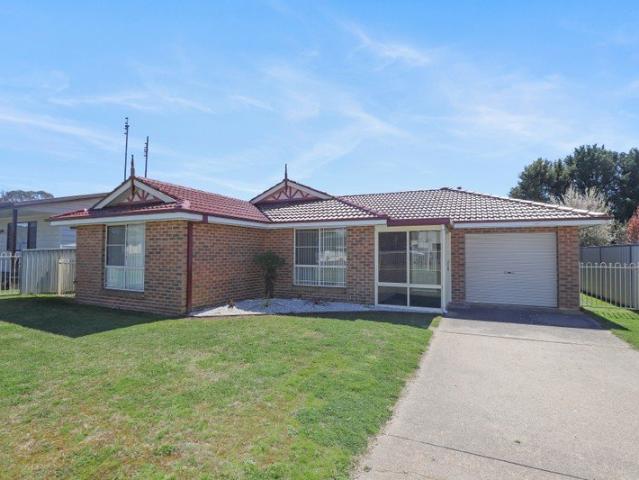 Comfortable Family Living in a Great Location