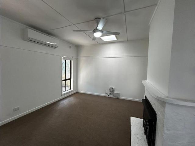 Comfortable Family Living in a Handy Morwell Location