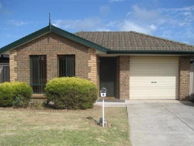 Comfortable Family Living in a lovely Cul de Sac