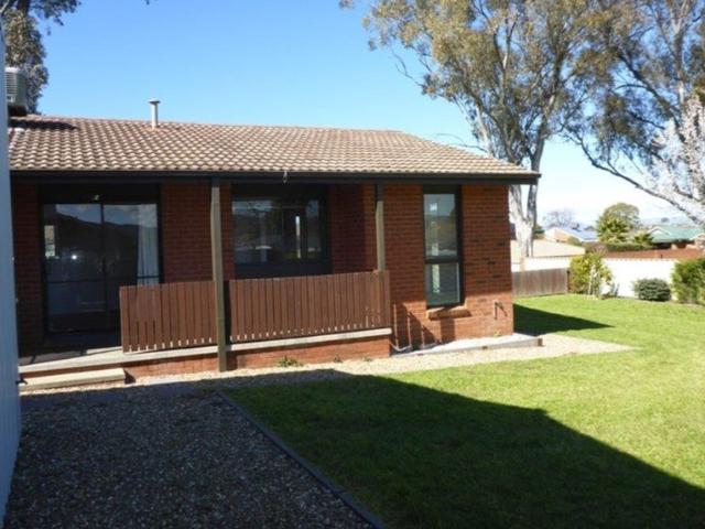 Comfortable Family Living in a Peaceful Cul de Sac