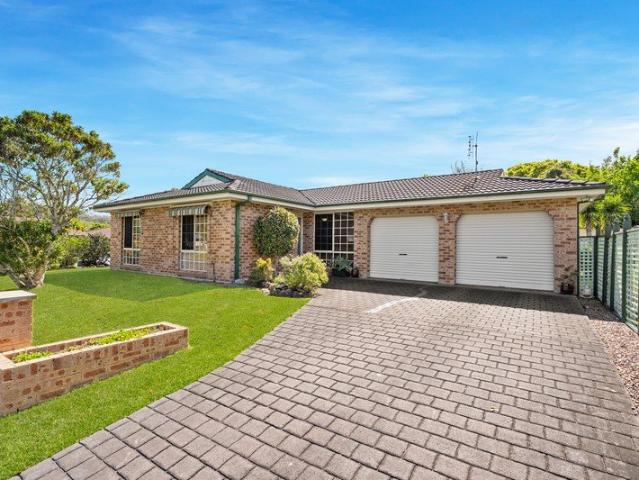 Comfortable Family Living in a Peaceful Ourimbah Setting
