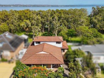 Tuggerah Lake, Jilliby, Wyong Region, Snapper Island