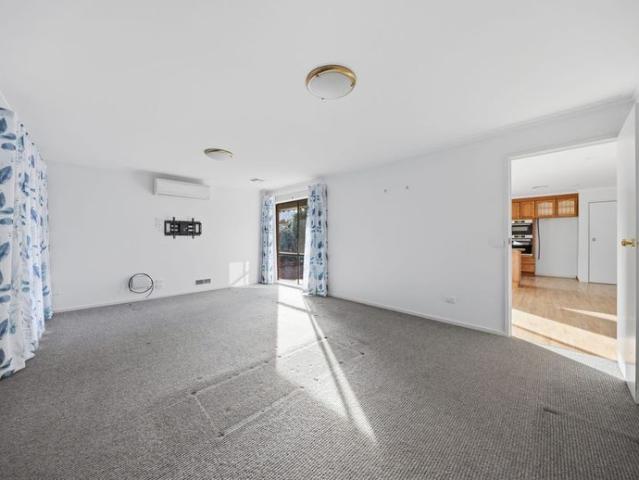 Comfortable Family Living in a Peaceful Wetlands Location