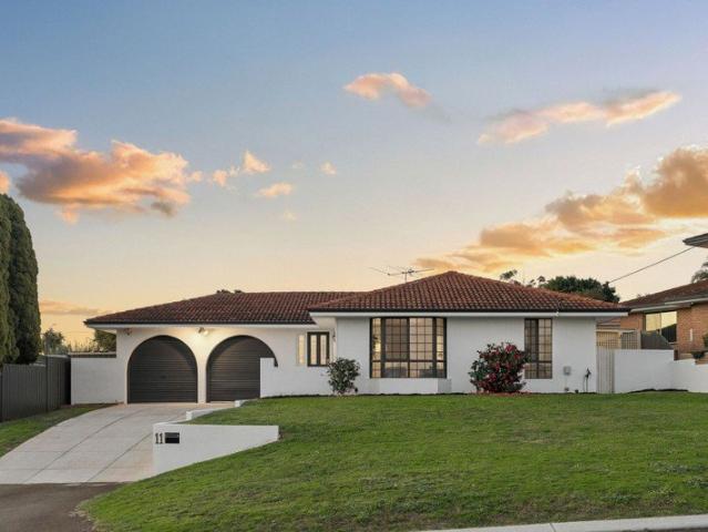 Comfortable Family Living in a Picture Perfect Pocket of Warwick