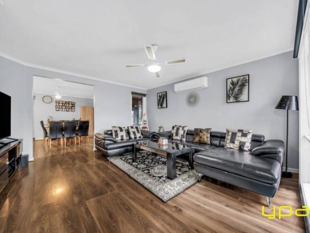 Comfortable Family Living in a Prime Cranbourne West Location