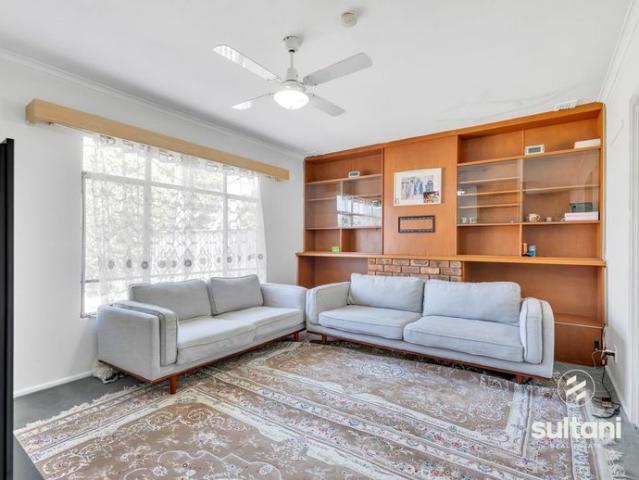 Comfortable Family Living in a Prime Doveton Location