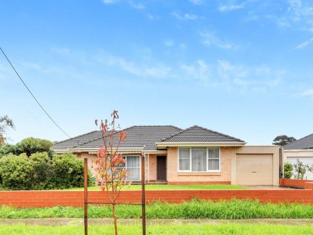Comfortable Family Living in a Prime Findon Location