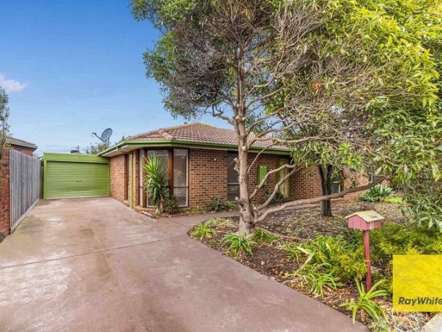 Comfortable Family Living in a Prime Seabrook Location