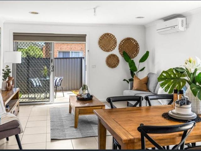 Comfortable Family Living in a Quiet Court Location