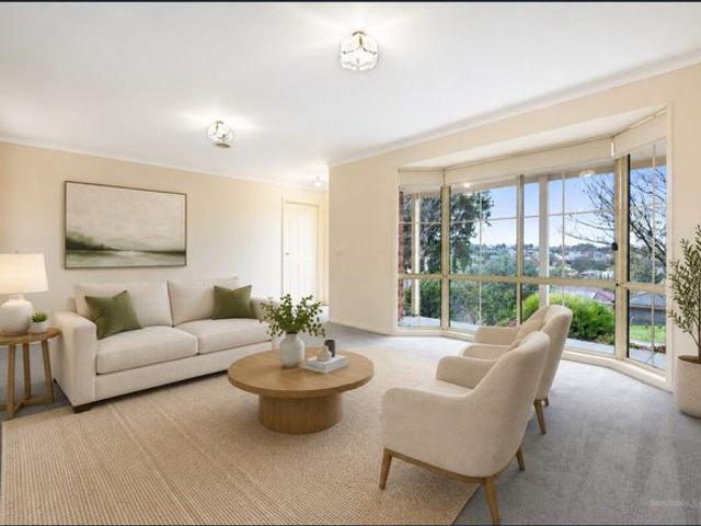 Comfortable Family Living in a Quiet Court Location