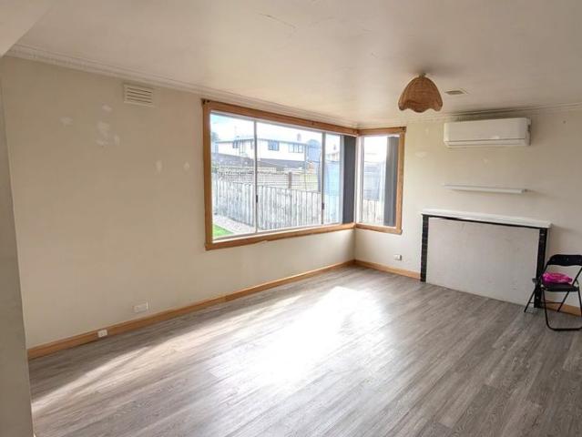 Comfortable Family Living in a Quiet Residential Setting