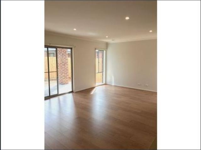 Comfortable Family Living in Armstrong Creek