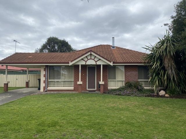 Comfortable Family Living in Broadwater!