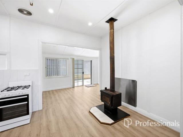 Comfortable Family Living in Central Collie
