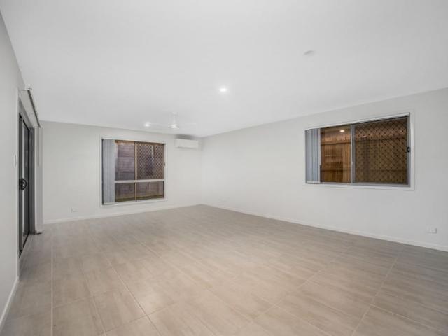 Comfortable Family Living in Deebing Heights