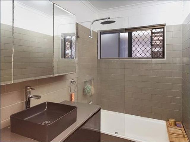 Comfortable Family Living in Prime Annandale Location