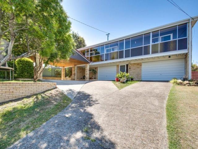 Comfortable Family Living in Quiet Ferny Hills