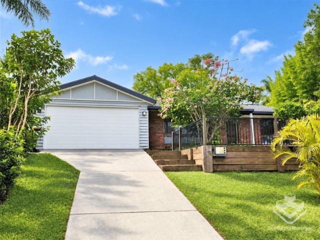 Comfortable Family Living in Riverhills