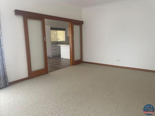 Comfortable Family Living in the Heart of Nathalia