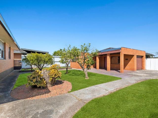 Comfortable Family Living in the Sought After Suburb of Hamlyn Heights