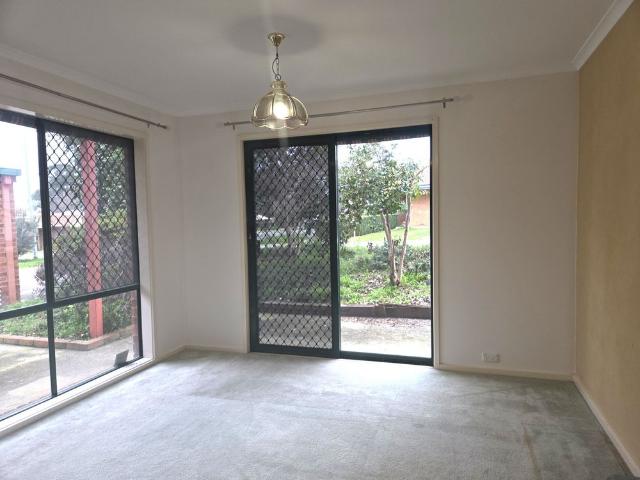 Comfortable Family Living in West Wodonga