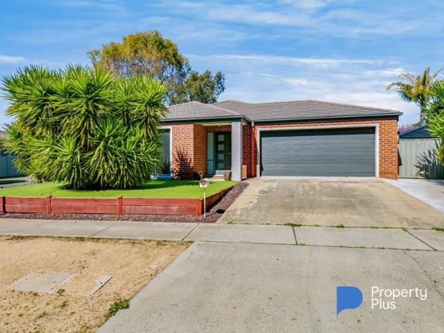 Comfortable Family Living in White Hills