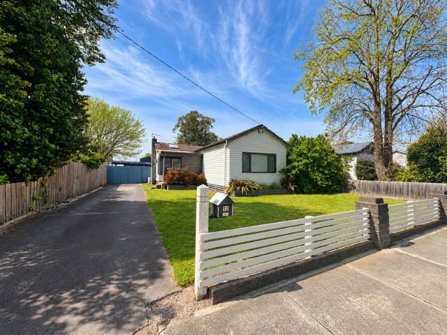 Comfortable Family Living Right Here in Traralgon