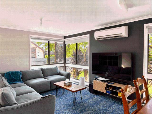 Comfortable Family Living with a Spacious Backyard!