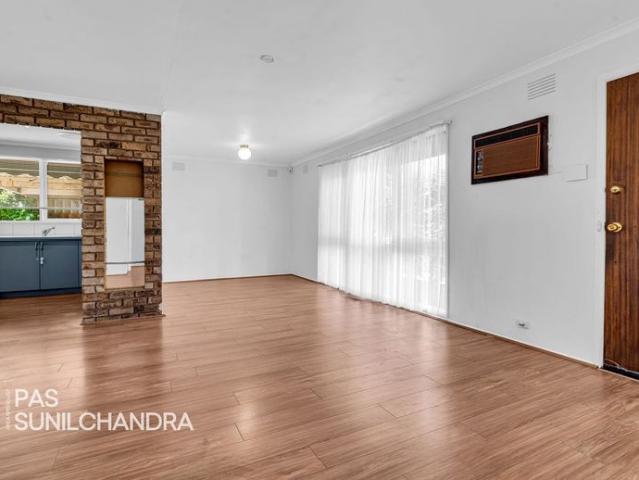 Comfortable Family Living with Generous Parking