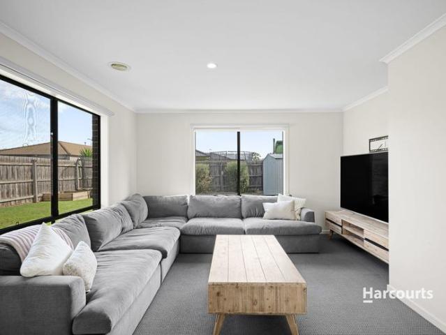 Comfortable Family Living with Exceptional Storage & Outdoor Space