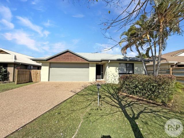 Comfortable Family Living with No Rear Neighbours