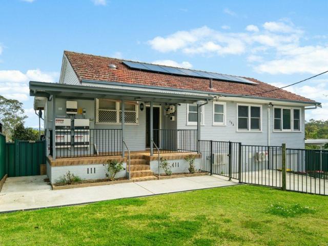 Comfortable Family Living with Scenic Views