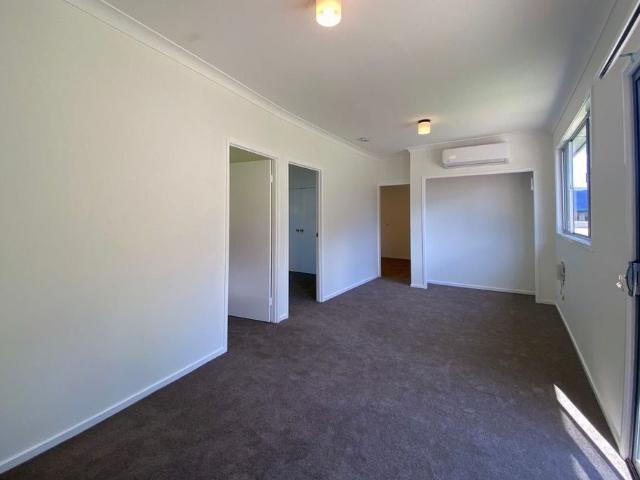Comfortable Family Living with Space for Up to 4 Vehicles!