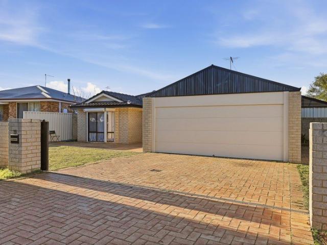 Comfortable Family Living with Spacious Outdoor Entertaining