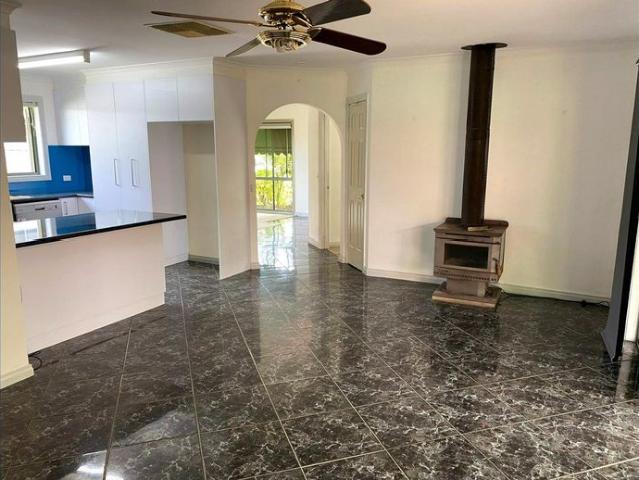 Comfortable Family Living with Room to Enjoy!