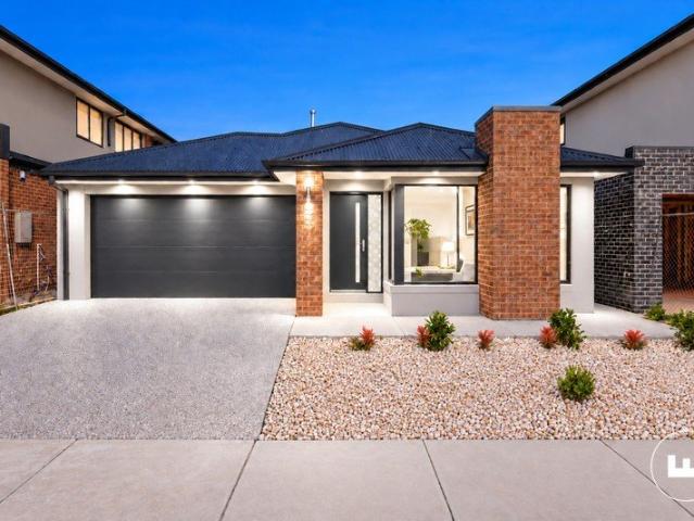 Comfortable Family Living with Two Separate Living Areas