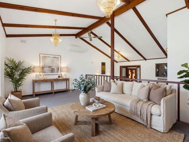 Comfortable Family Living with Versatile Spaces