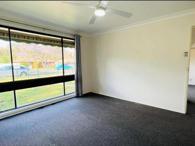 Comfortable Family Living – 3 Bedroom Home for Rent in Shalvey