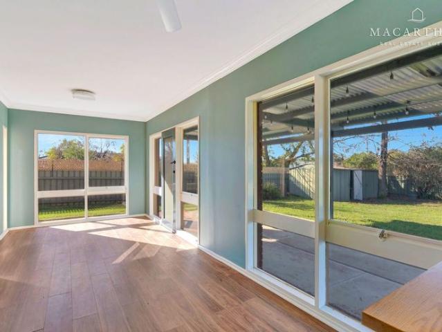 Comfortable Four Bedroom Living in a Prime Lakeside Location