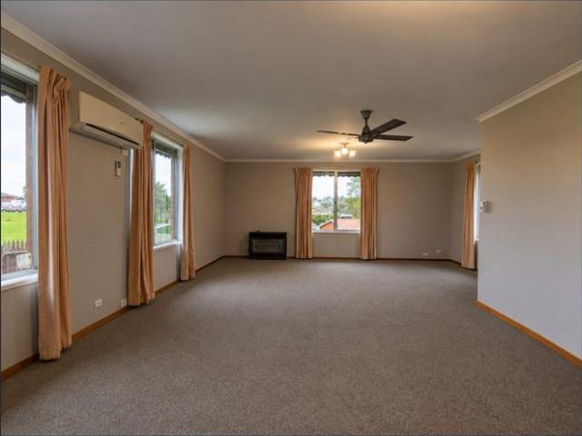 COMFORTABLE FOUR BEDROOM LIVING
